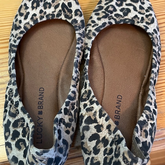 Lucky Brand Emmie Leopard Flats Sz 8 VGUC - Picture 4 of 8